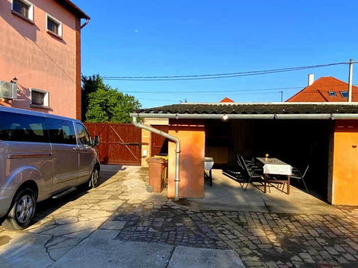 Júlia Apartmanház kültér 3