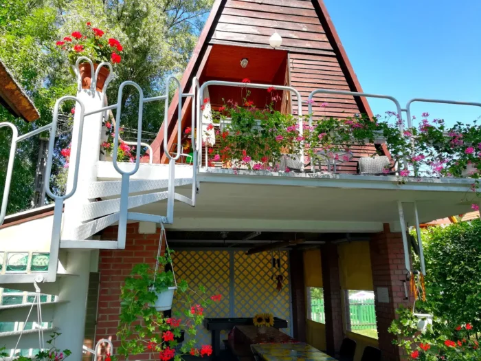 Tiszavirág Nyaralóház kültér 2